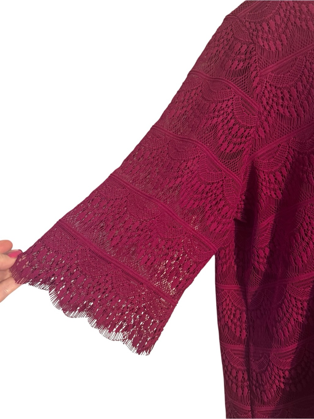NWT Gorgeous Catherine's Deep Berry Lace Overlay Top  PLUS: 1X  #K - Picture 3 of 9